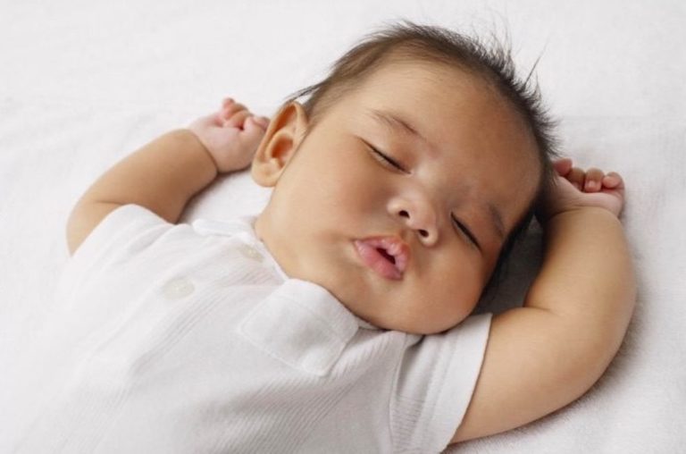 Trucos para dormir a tu bebé: La música